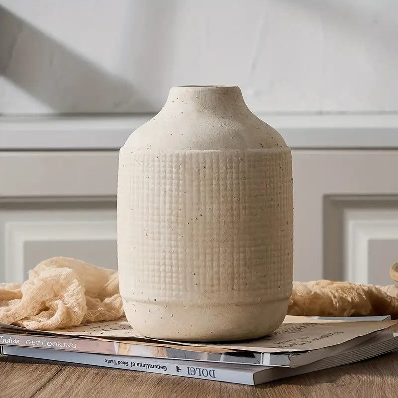 Rustic Farmhouse Ceramic Vase – Chic Boho Decorative Flower Vase
